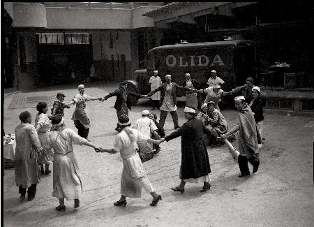 Greve na empresa de charcutaria Olida em 1936. Greve na empresa de charcutaria Olida em 1936.