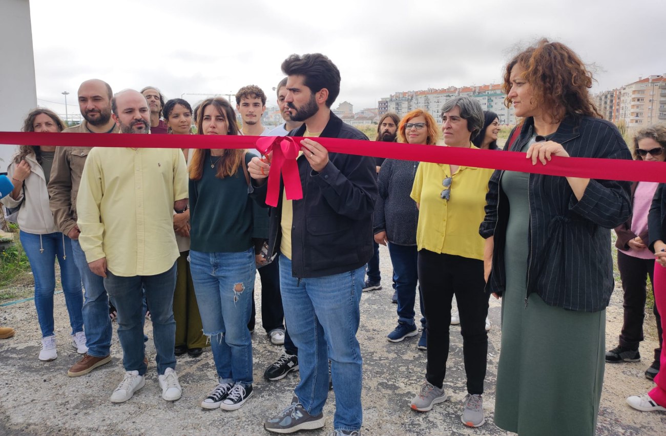 Inauguração simbólica de habitação nos terrenos da antiga Luzostela