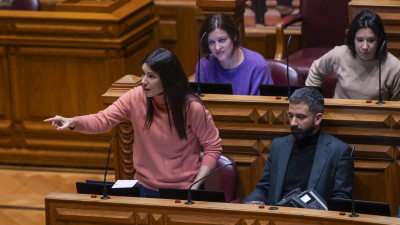 Mariana Mortágua no debate com o primeiro-ministro