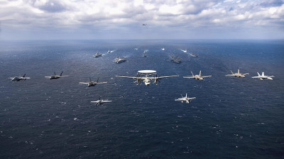 Exercícios da marinha norte-americana no âmbito da sua missão na região do Indo-Pacífico. Janeiro de 2022. Foto de  U.S. Indo-Pacific Command/Flickr.