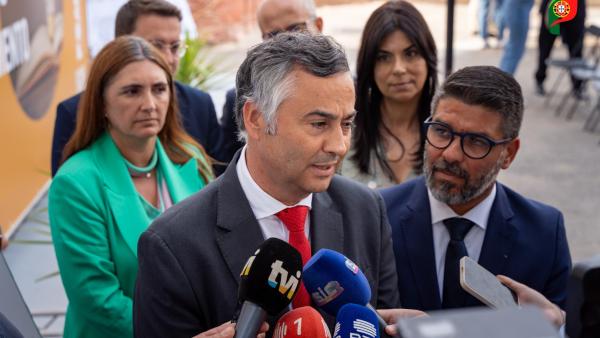 Ministro da Educação, Ciência e Inovação