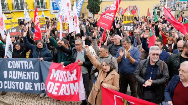 manifestação da CGTP em novembro de 2023