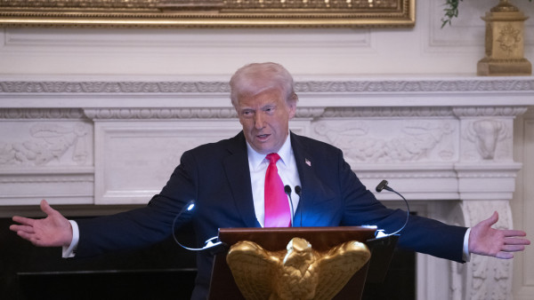 Trump num jantar na Casa Branca esta sexta-feira.