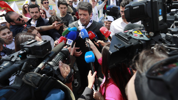 André Ventura, dirigente do partido de extrema-direita Chega em campanha.