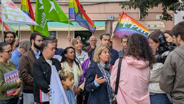 Catarina Martins em arruada em Moscavide