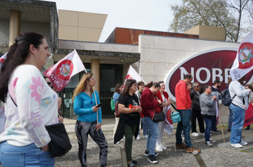 Trabalhadores da Nobre em protesto.