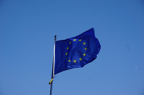 UE