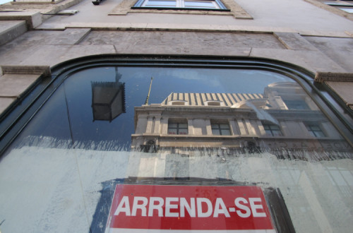 Sinal "arrenda-se".